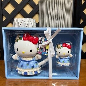 Sanrio Hello Kitty Blue and Red Tea Set